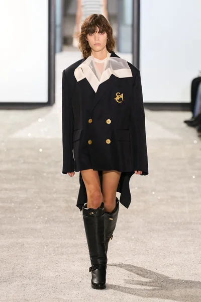 Look 2